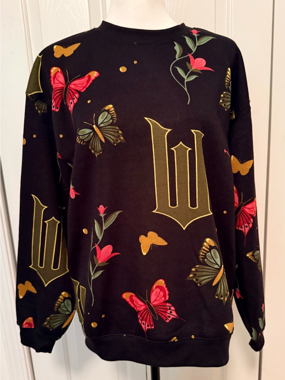 Wicked Black Butterfly & Floral Graphic Crewneck Sweatshirt